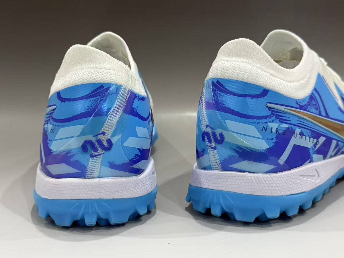 Chuteira Society Nike Phantom LunaTF + Brindes Exclusivos